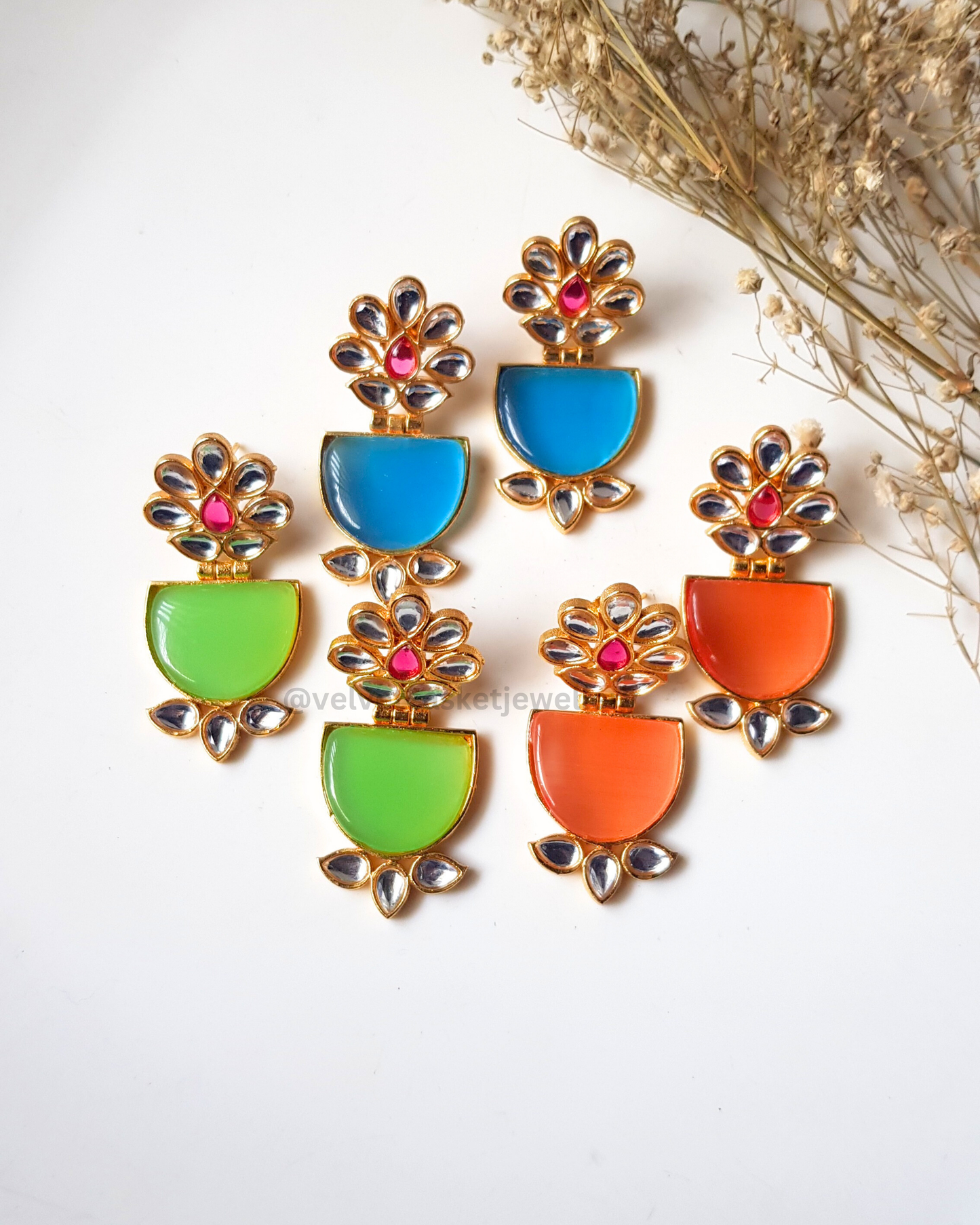 Aita Brass Studs