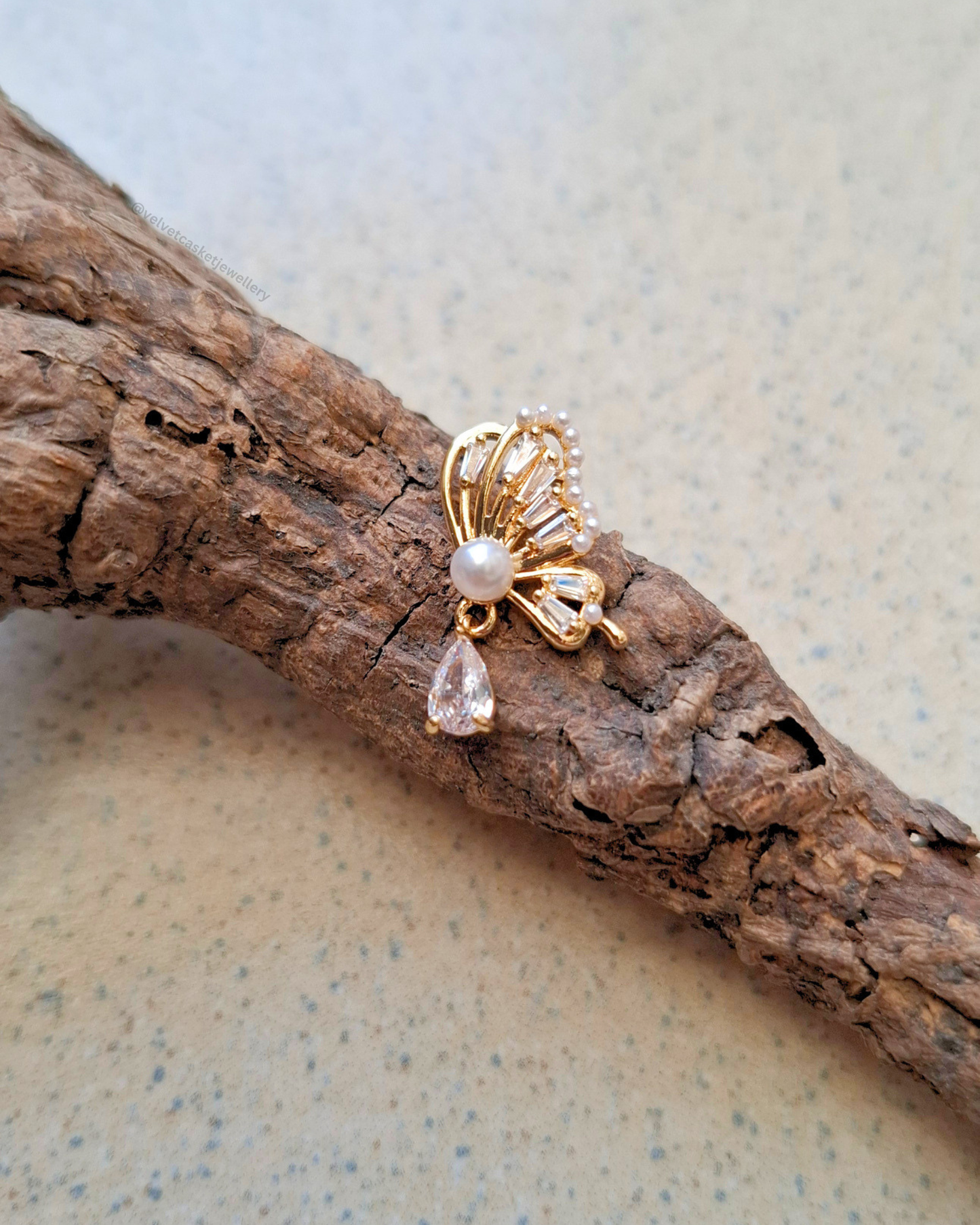Minori Earrings ( Anti Tranish )