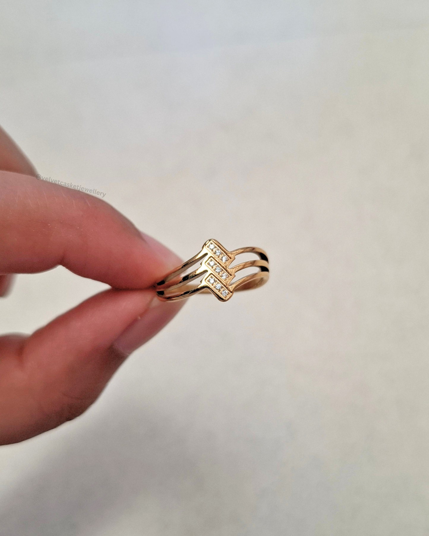 Etti Ring (Anti - Tarnish)