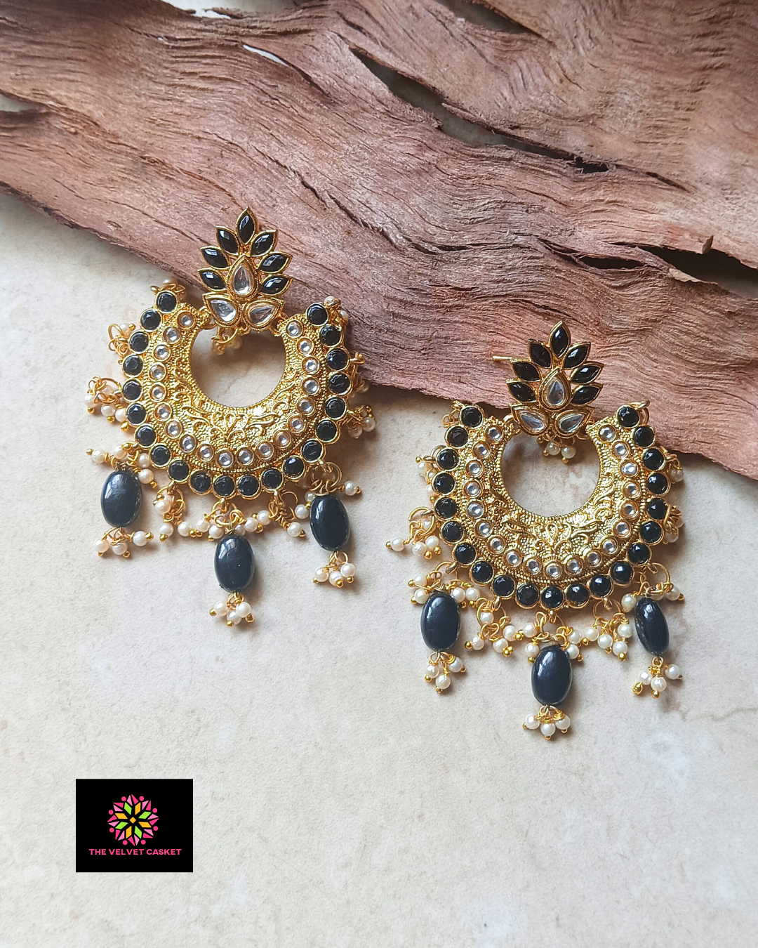 Black Earrings Maangtika Set