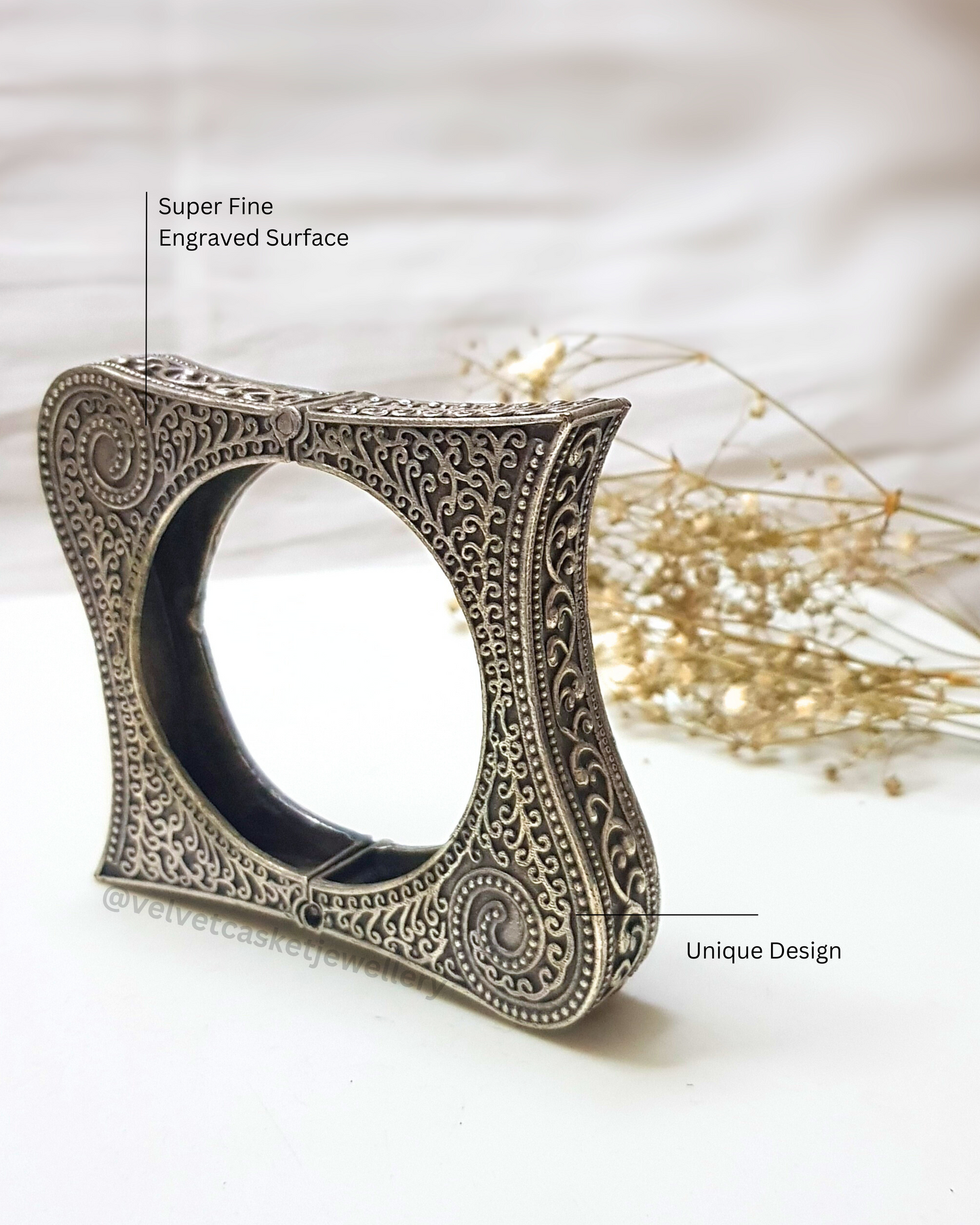 Nurvi Antique Oxidised Adjustable Kada