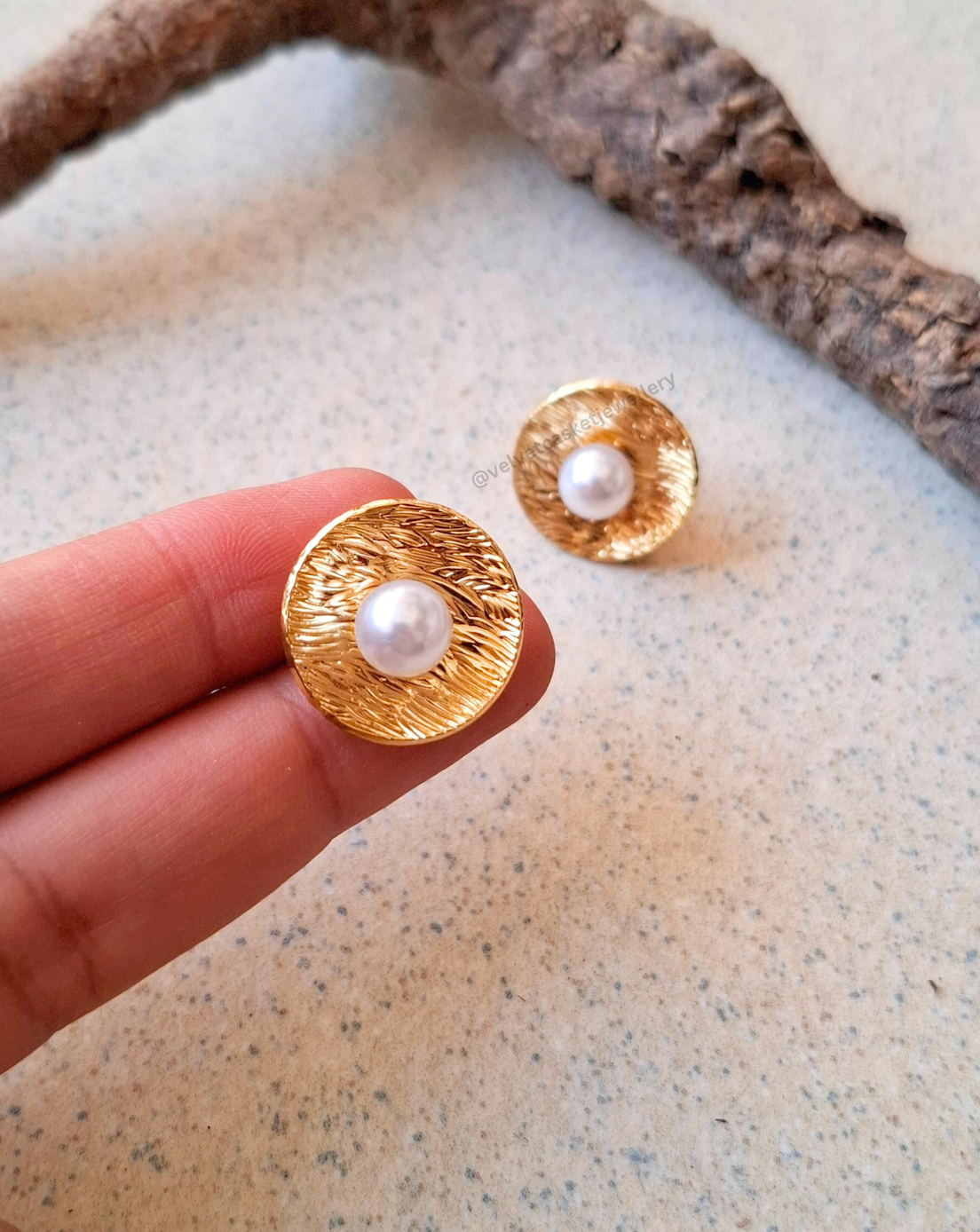 Viha Earrings ( Anti Tranish )