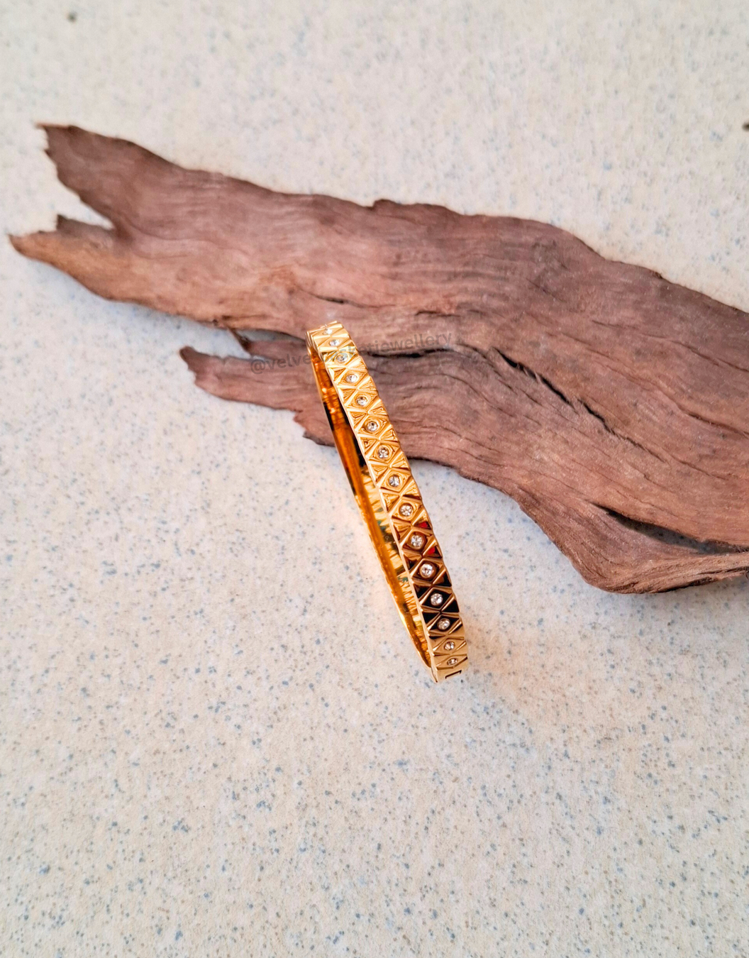 Kayra Statement Bracelet ( Anti Tranish )