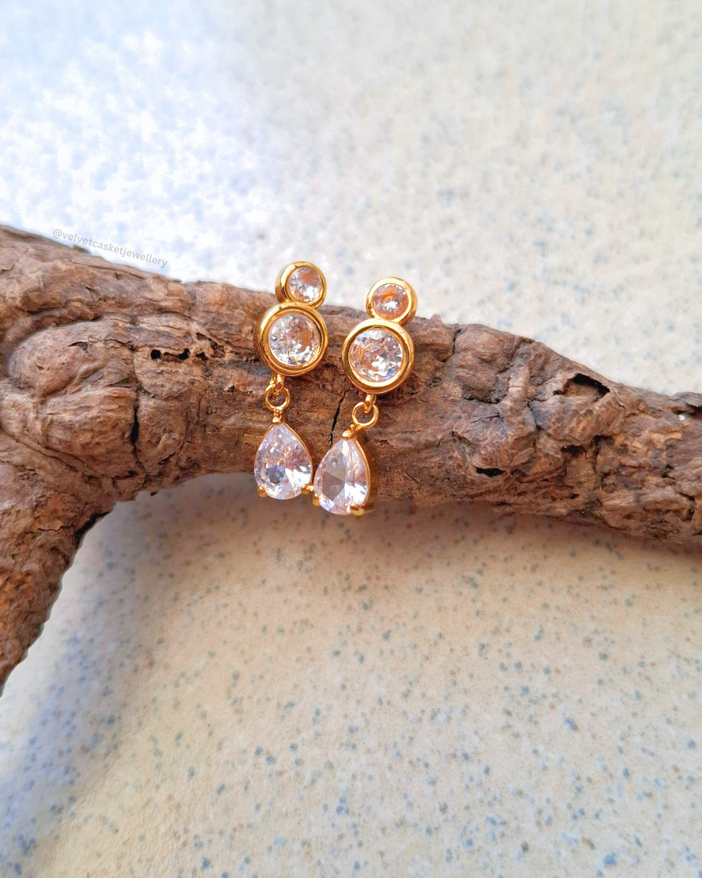 Kairi Earrings ( Anti Tranish )