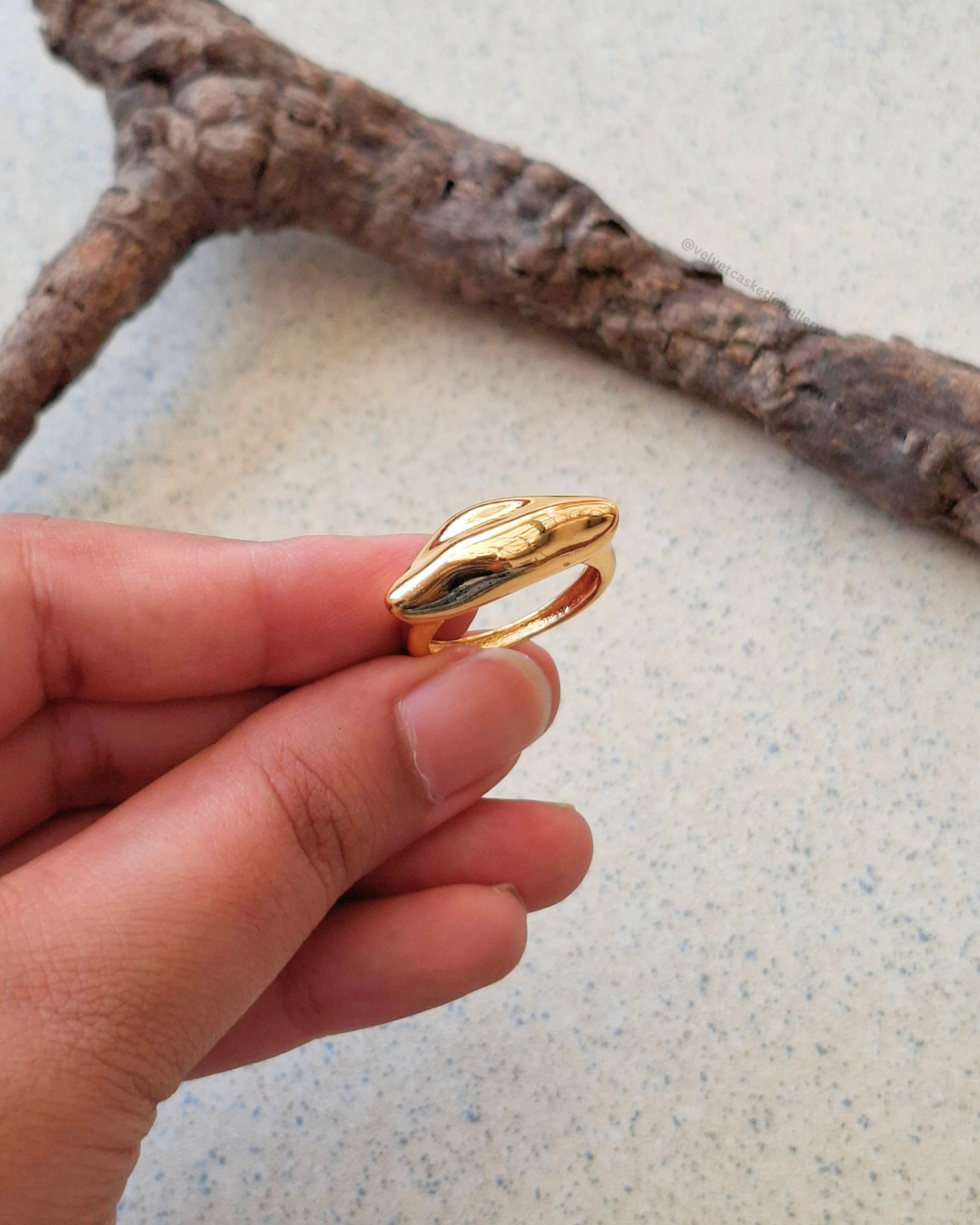 Ravya Adjustable Ring (Anti - Tarnish)