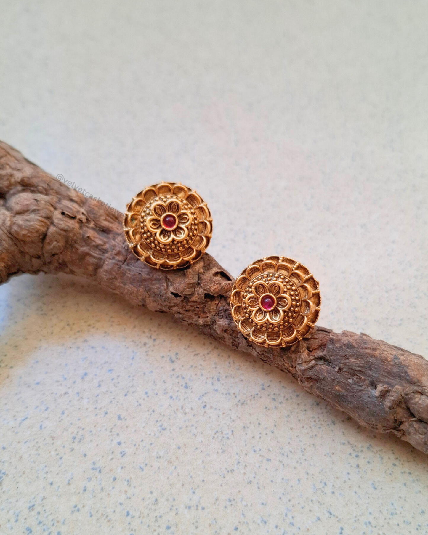 Hiraya Copper Studs