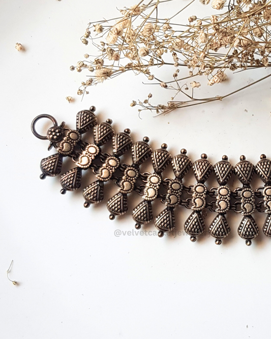 Johri Oxidised Bracelet (2.4)