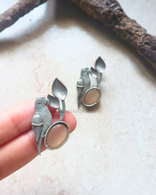 Kaaz : Parrot Earrings