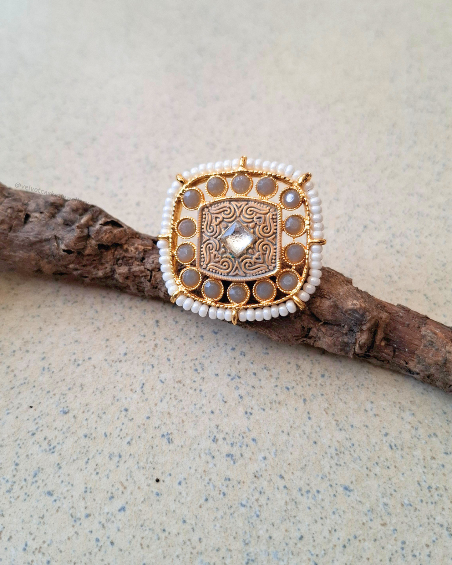 Yashvi Adjustable Ring