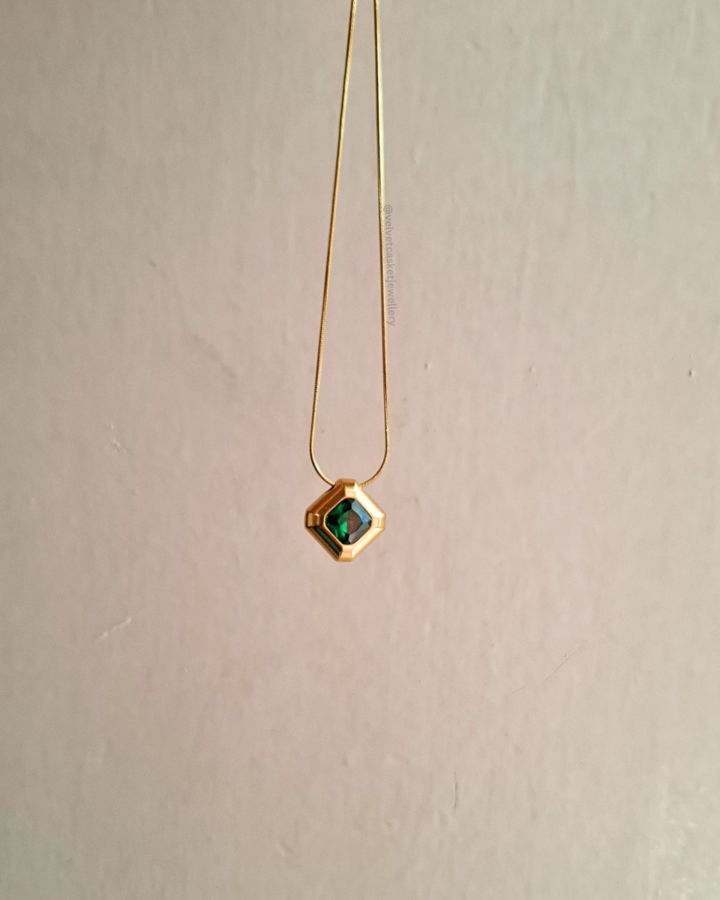 Rumi Pendant ( Anti Tranish )