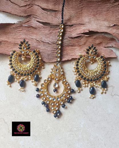 Black Earrings Maangtika Set