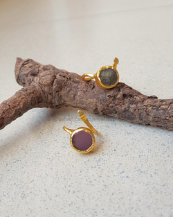 Evie Raw Stone Brass Adjustable Ring