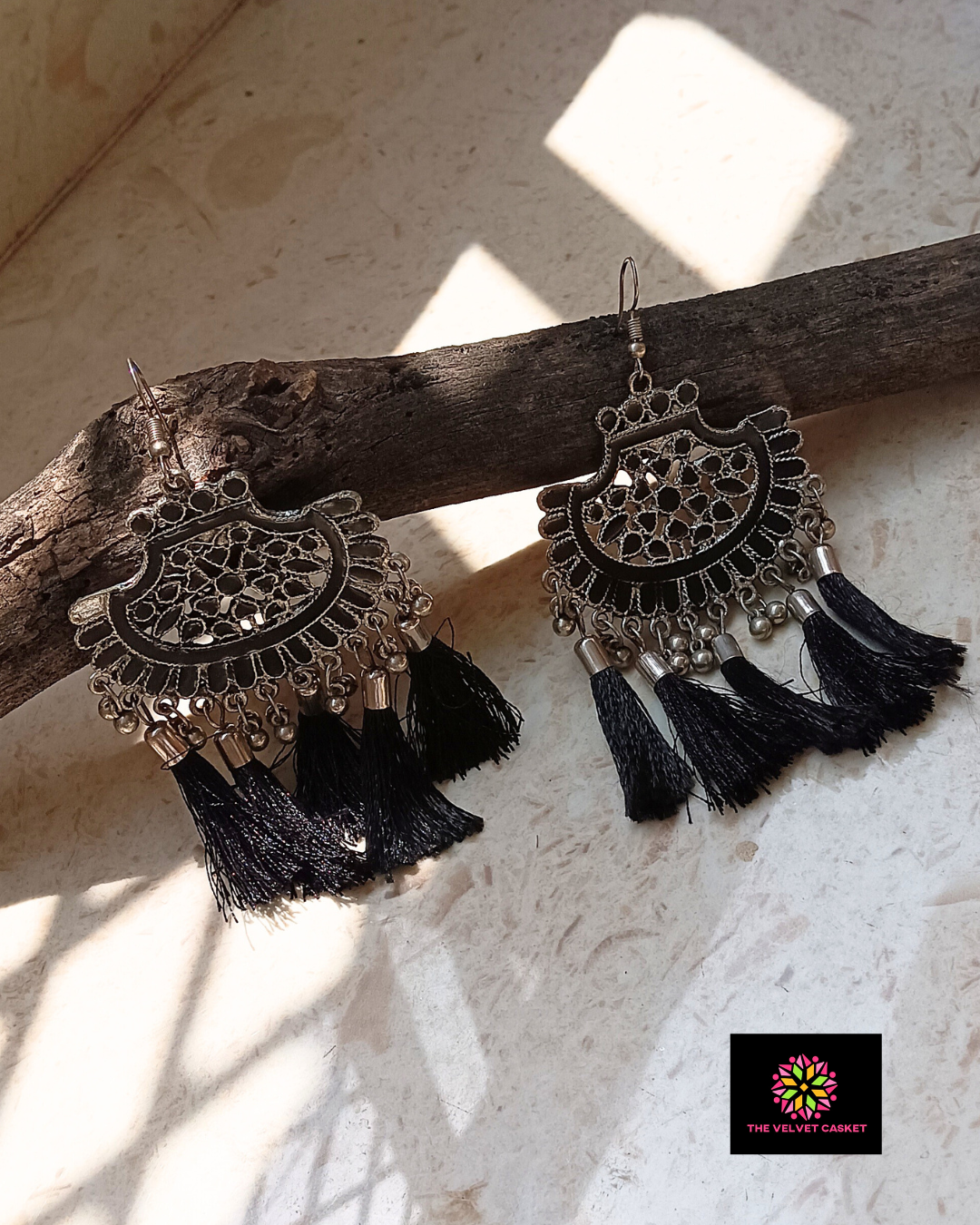 Enamel - Thread Earring - Black