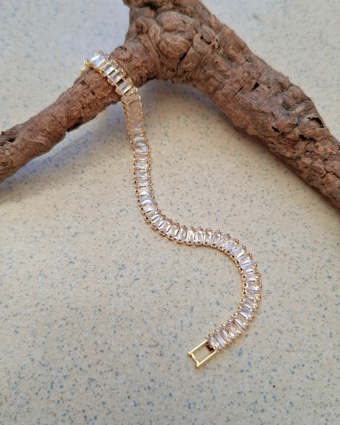 Zuri Tennis Bracelet ( Anti Tranish )