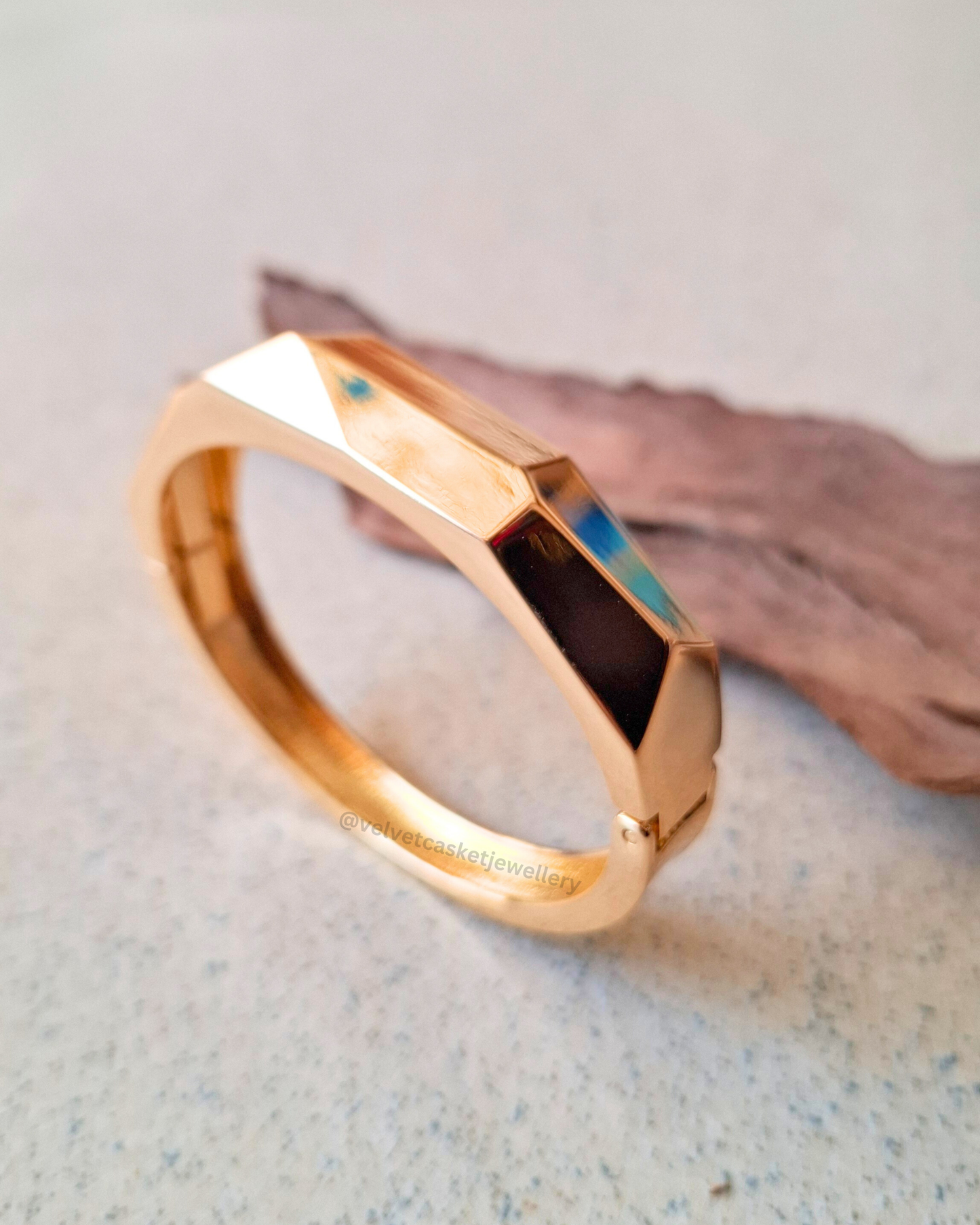 Leia Statement Bracelet ( Anti Tranish )