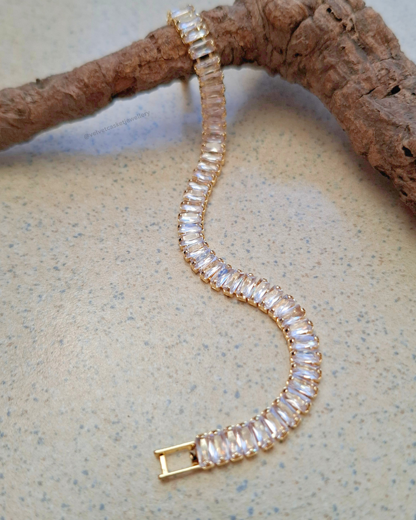 Zuri Tennis Bracelet ( Anti Tranish )