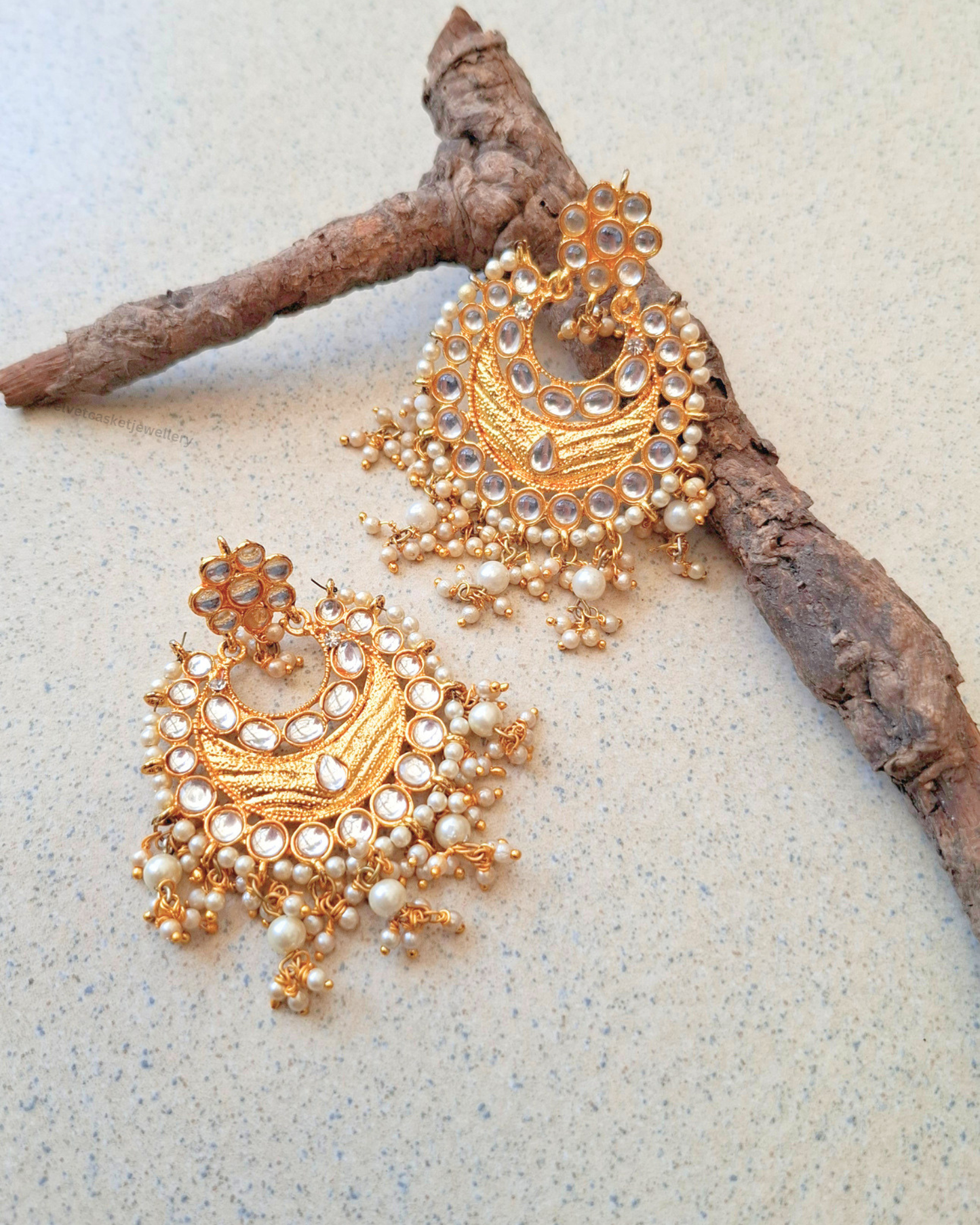 Shiloh : Off-white Pearl Ethnic Earrings