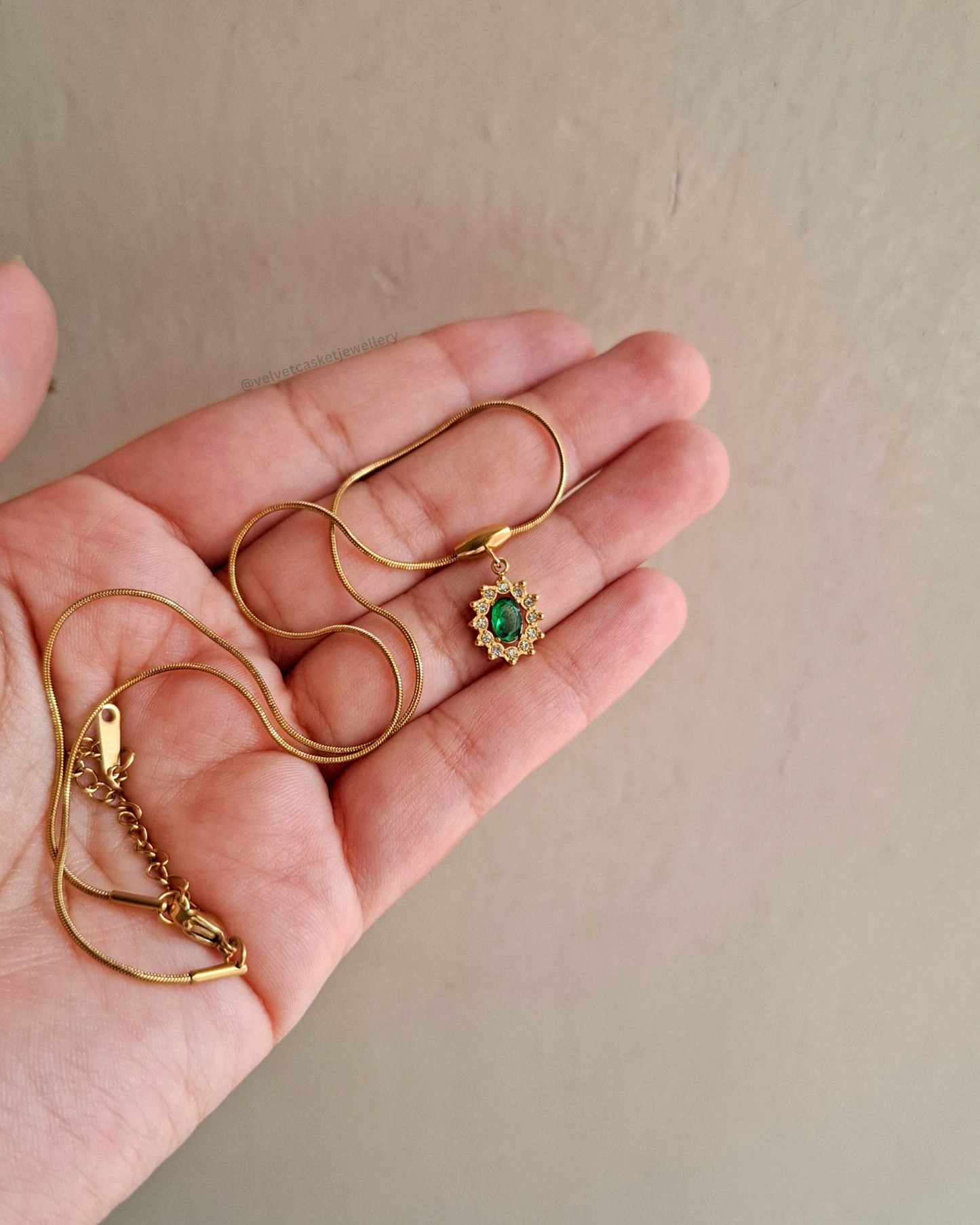 Poorvi Pendant ( Anti Tranish )