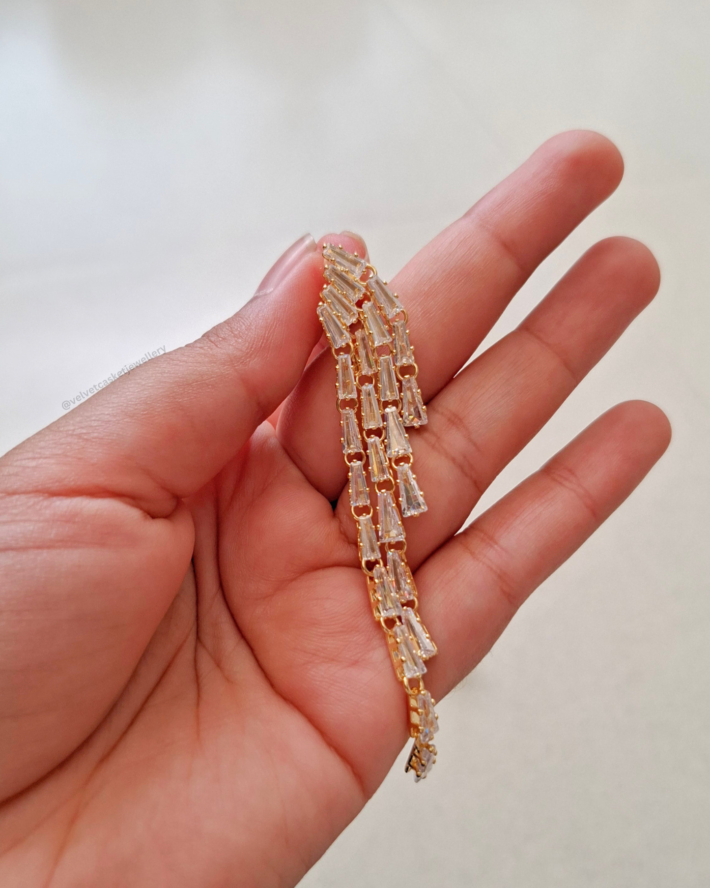 Miu Earrings ( 92.5 Earring post  )