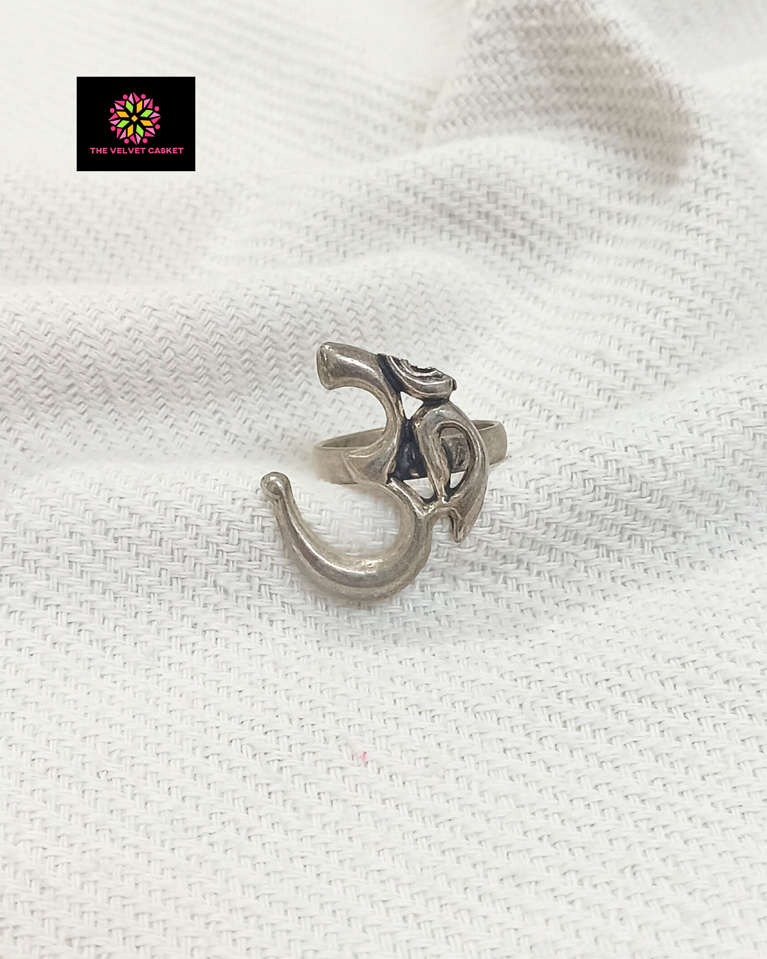 Om Oxidised Ring