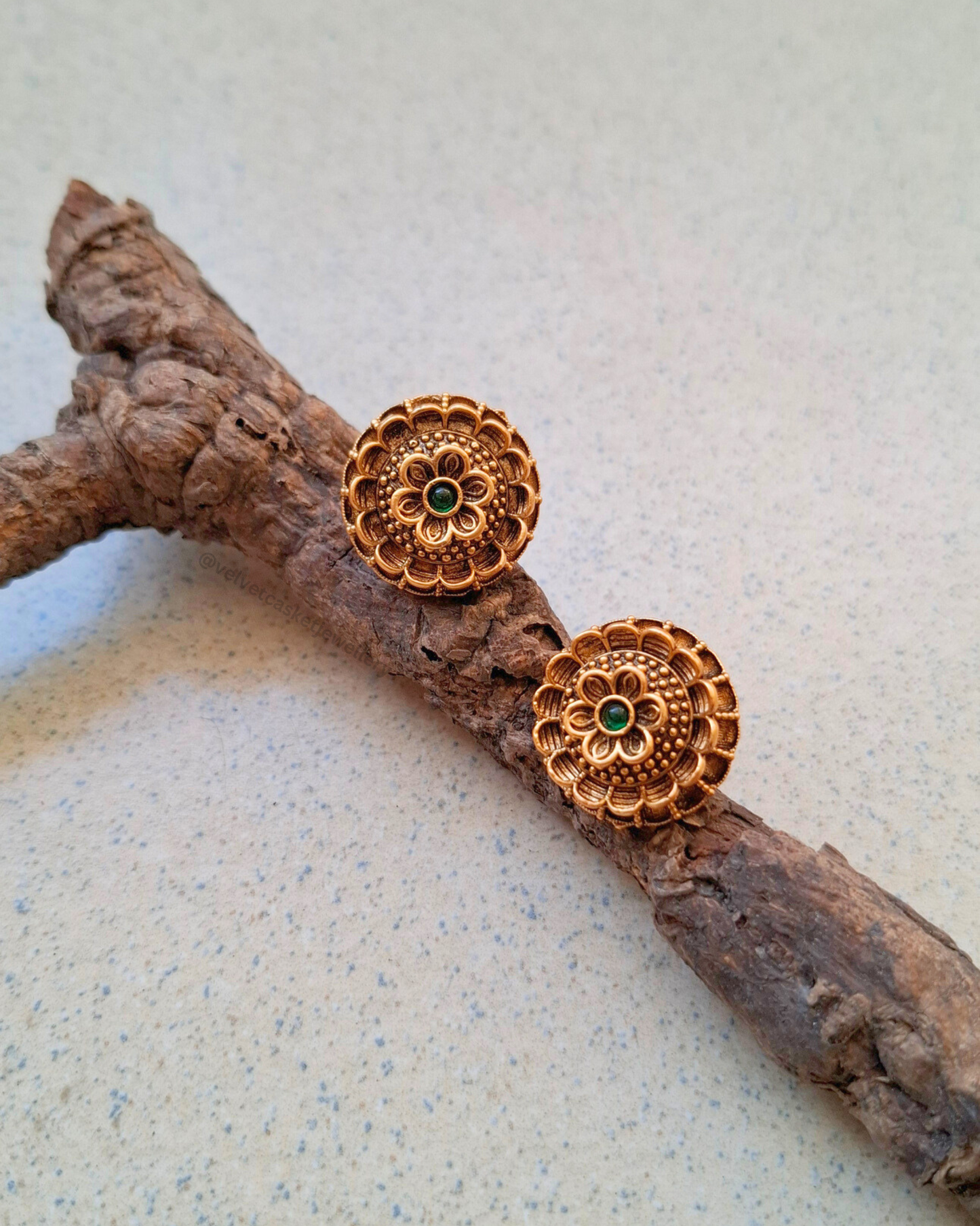 Hiraya Copper Studs