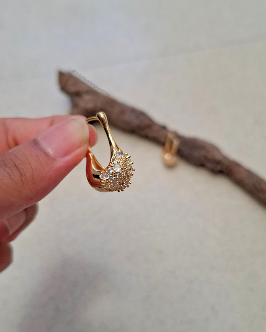 Eimi Earrings ( 92.5 Earring post  )