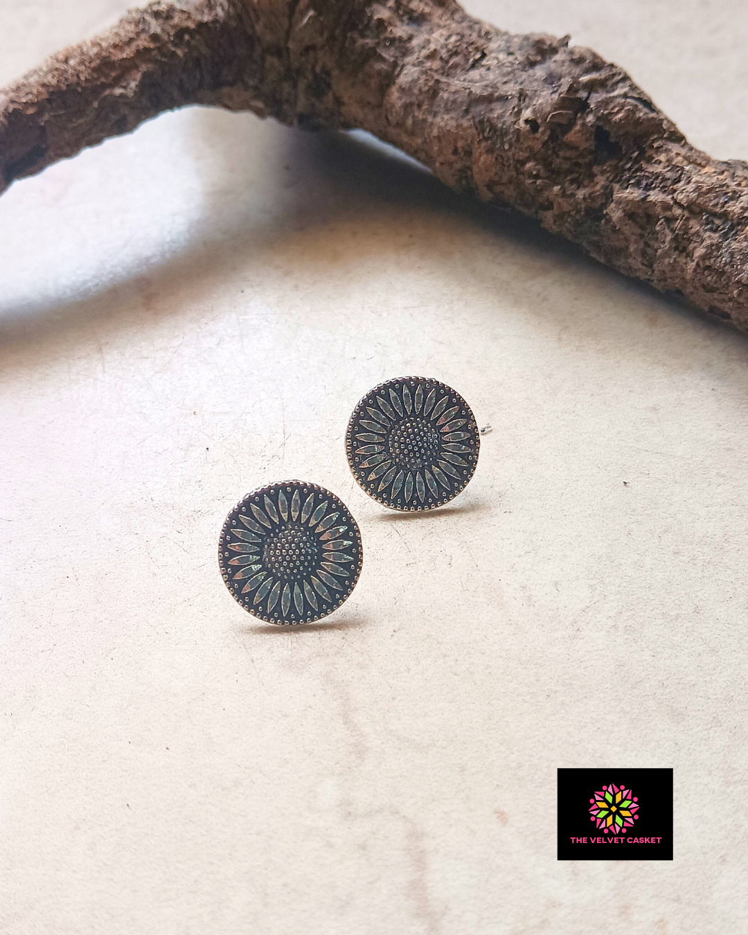 Circle Oxidised Small Studs