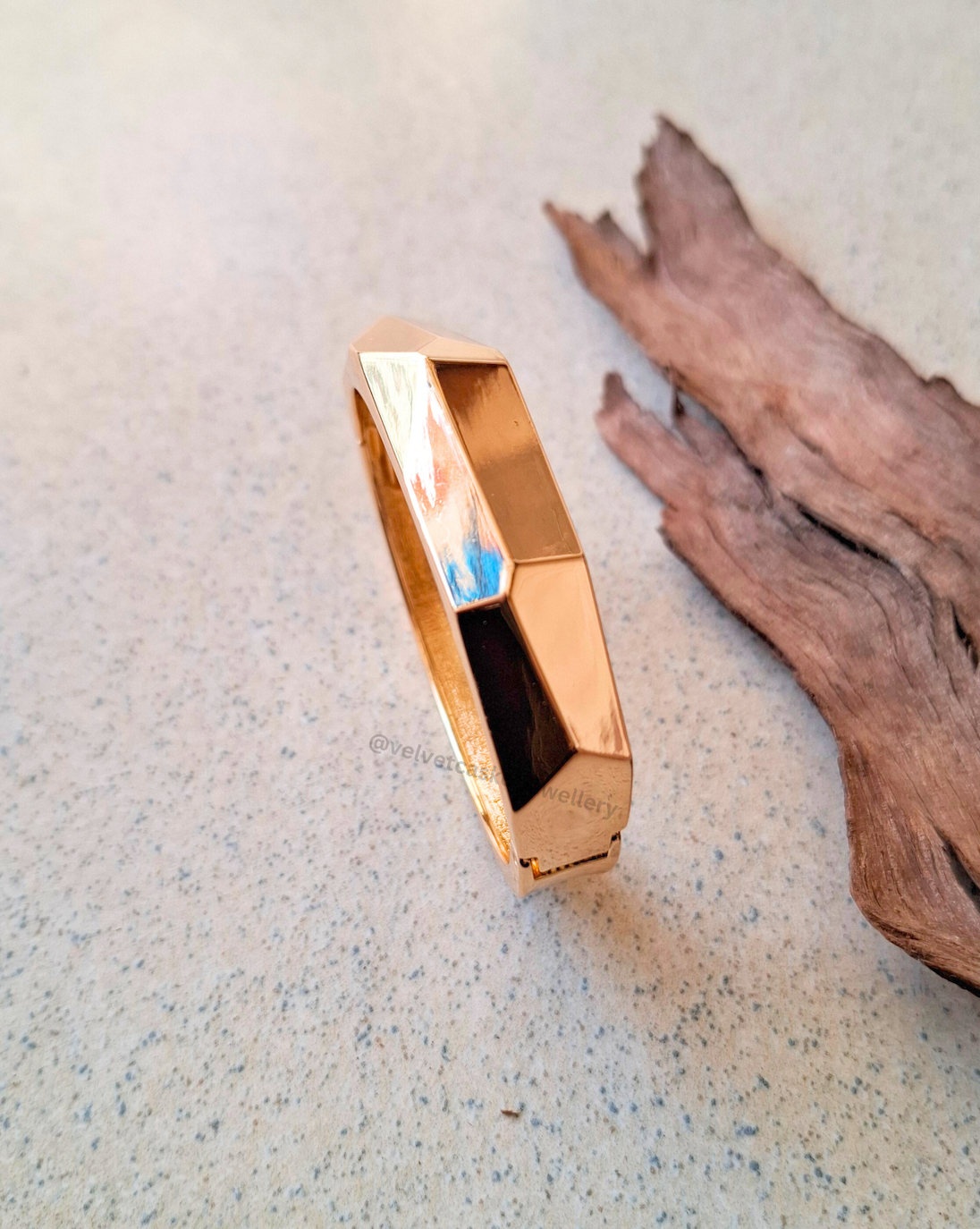 Leia Statement Bracelet ( Anti Tranish )