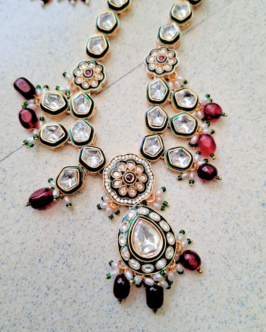 Driti Kundan Necklace Set