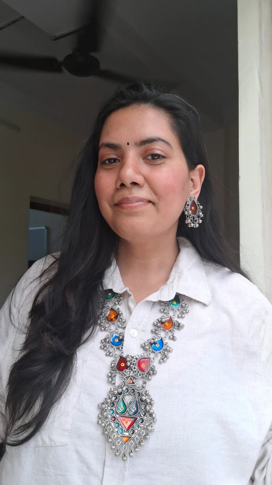Avyanna Trirang Necklace Set