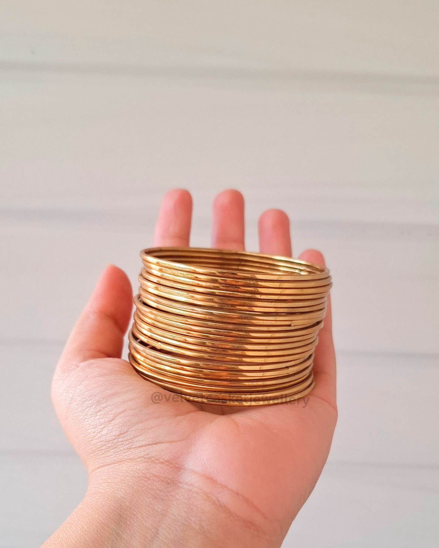 Preksha Golden Bangles Set