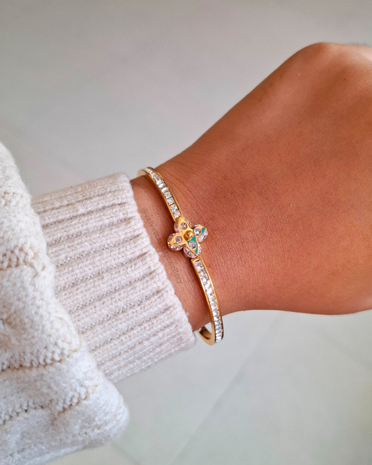 Noor Statement Bracelet ( Anti Tranish )