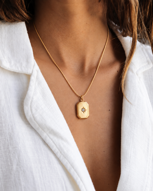 Tara Pendant  ( Anti Tranish )